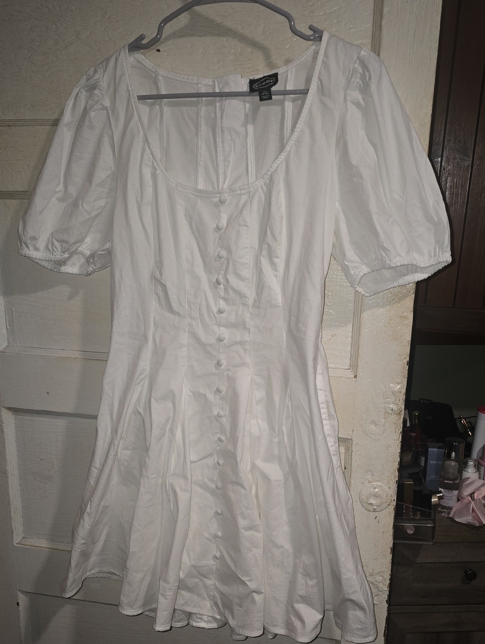 White Puff-Sleeve Mini Dress -
